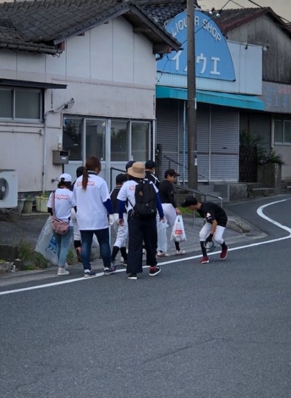 グラウンド周辺地域の清掃活動行いました！